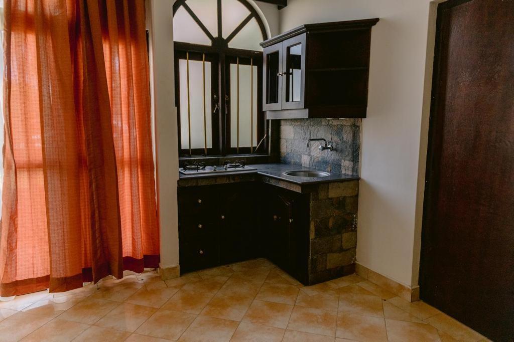 Romantic Garden Hotel Νεγκόμπο Εξωτερικό φωτογραφία
